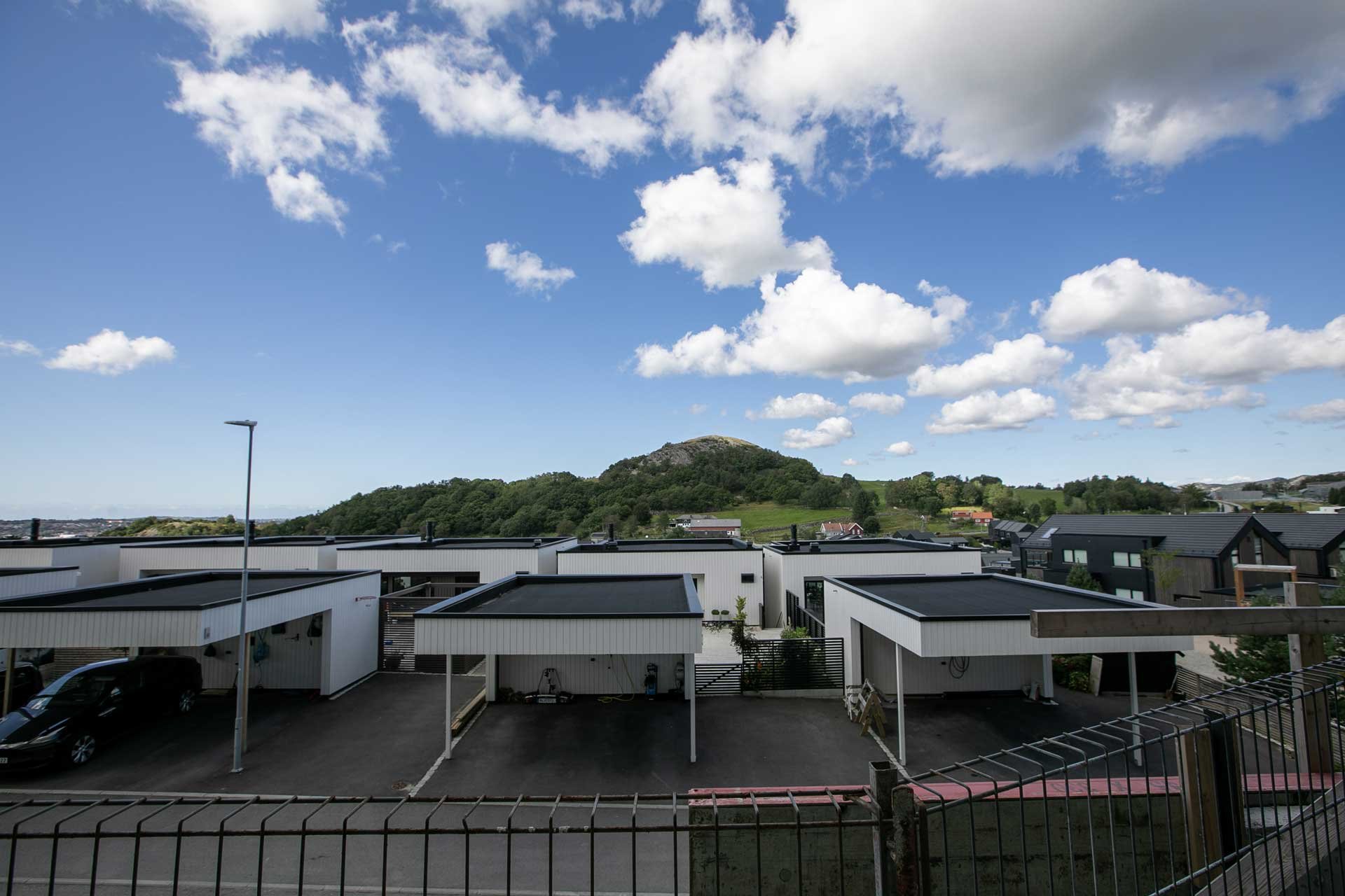 Utsikt-fra-leilighet-104-i-1.-byggetrinn-i-Skogens-ro